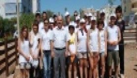 Dünya gençleri Didim'in parklarına el attı