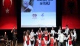 Bağımsızlığın çığlığından muhteşem konser