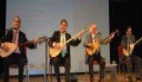 Türkülerle dolu aşıklar gecesi