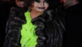 Bornoz üstü kürk!