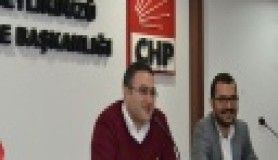 'Ak Parti'nin yaptığı büyük güçlere şirin gözükme arzusu'