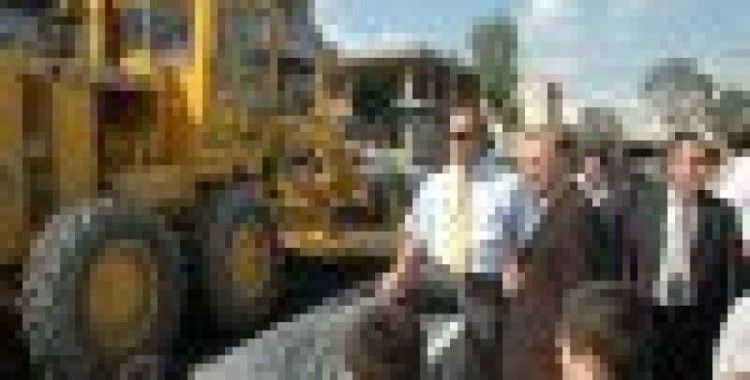 ‘Asfaltlanmadık sokak kalmayacak’