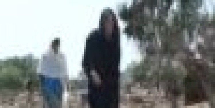 Jolie Pakistan'daki kampları gezdi