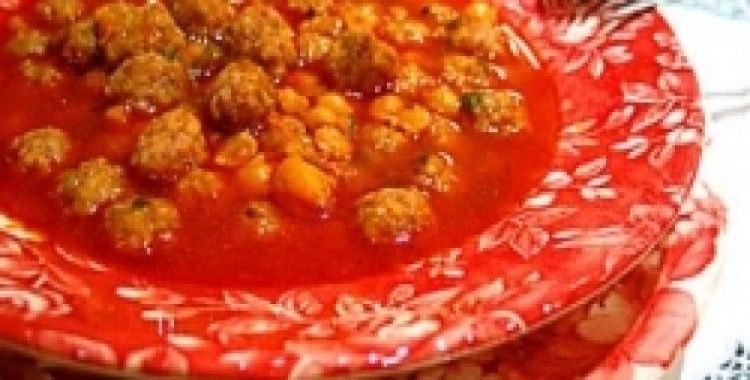 İftar lezzetleri, Köfteli ve nohutlu çorba