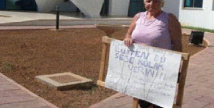 Tek başına isyan etti!