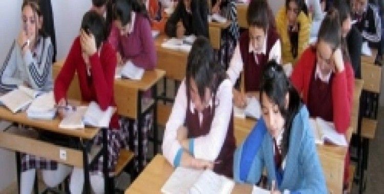 Zorunlu eğitim 12 yıla çıkıyor