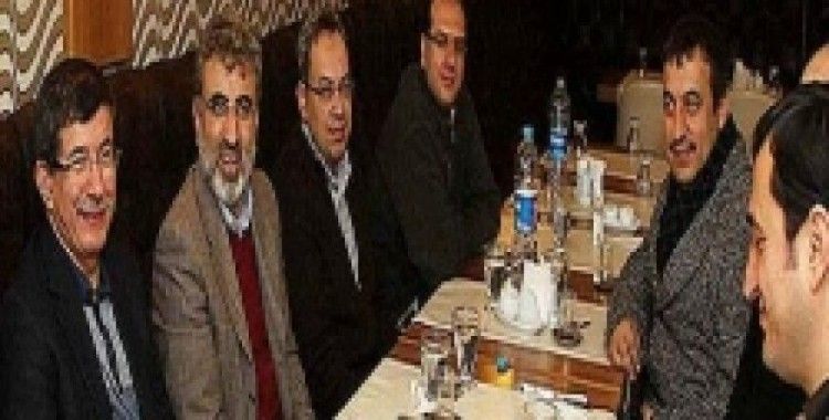 Bakanların çorba keyfi