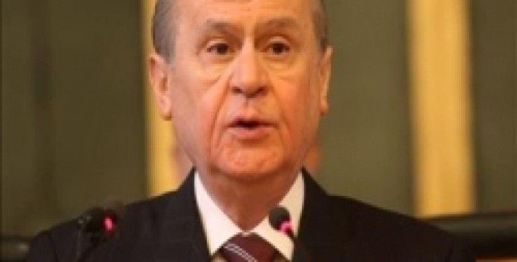 'AKP hukuki sürece kirini bulaştırdı'