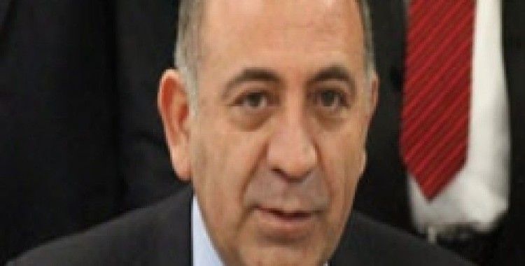 Tekin'den Arınç'a cevap