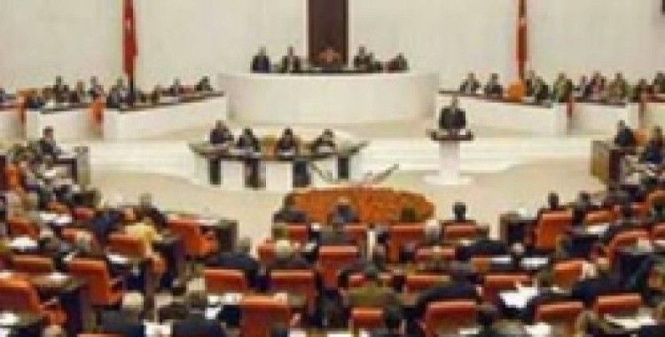 4+4+4 sistemi komisyondan geçti