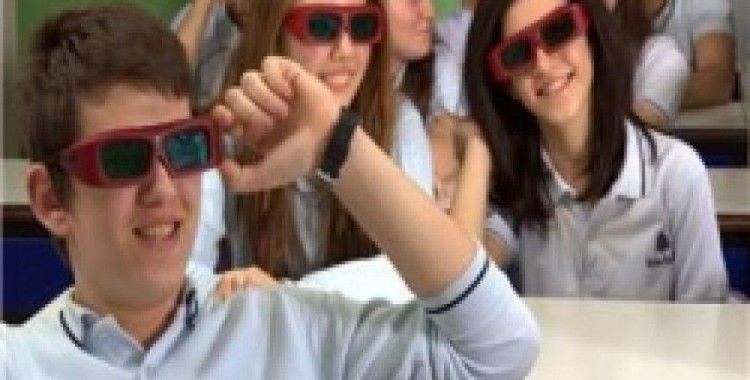Eğitim ve teknoloji İhlas Koleji'nde