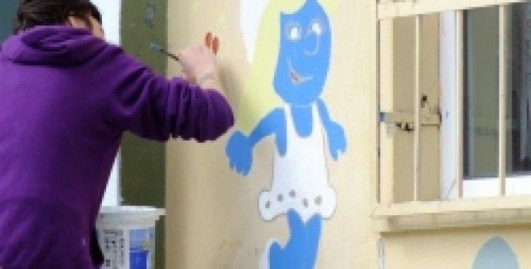 'Abla Şirine’yi de çizer misin?'