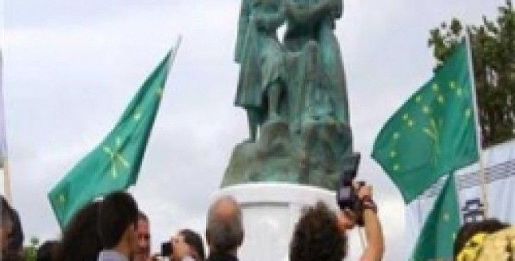 Çerkes Soykırımı anıtı açıldı