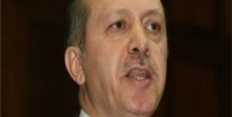 Erdoğan, Gilani ile görüştü