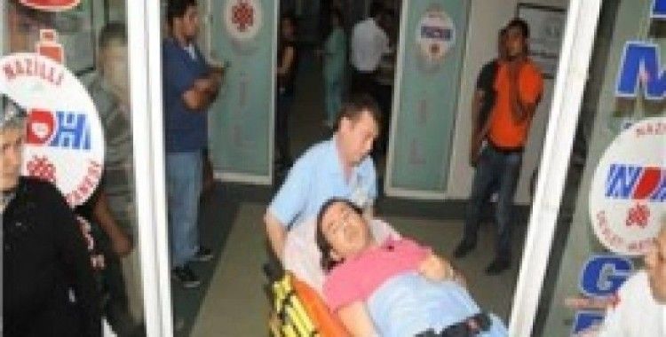 Öğrenci, öğretim görevlisini bıçakladı
