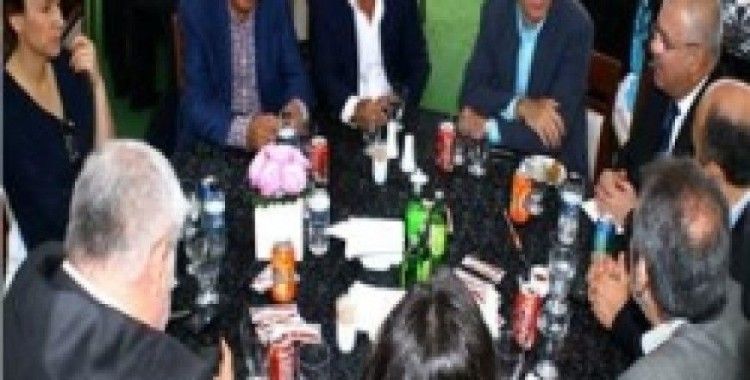Abdurrahim Albayrak'tan basına yemek