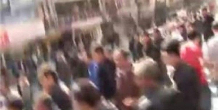 Yunanistan'da göçmenlere saldırı