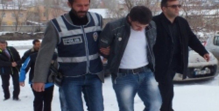 Erzurum’da 344 kilo esrarla yakalanan 4 şüpheli tutuklandı