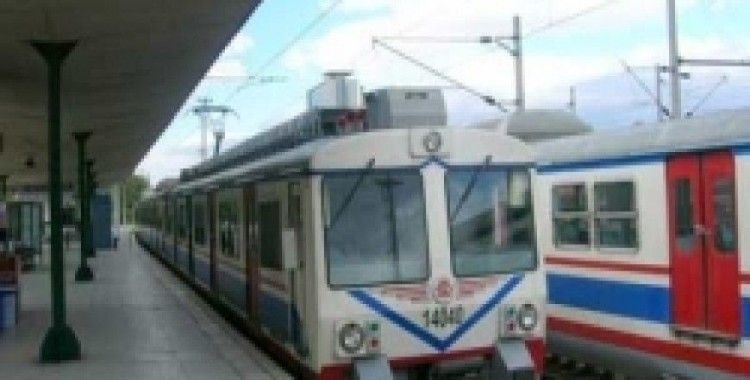 TCDD'den karesi ekspresi ile İzmir Mavi treni hat trafiğine düzenleme
