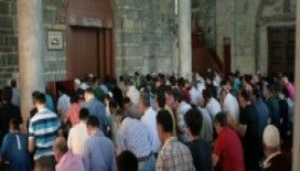 Ayasofya Camii'nde 52 yıl sonra ilk bayram namazı