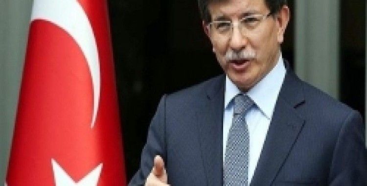 Dışişleri Bakanı Davutoğlu, Paris seyahati öncesi Suriyeli muhalifleri ağırlayacak