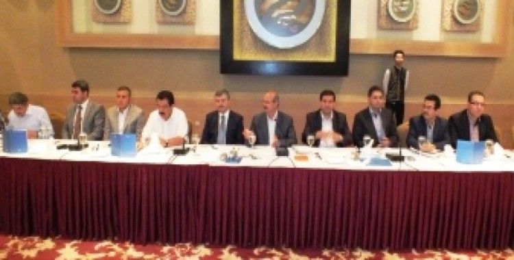 AK Parti ilçe başkanları ve ilçe belediye başkanları toplantısı