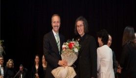 Senfoni Orkestrası ile Koreli sanatçılar aynı sahnede