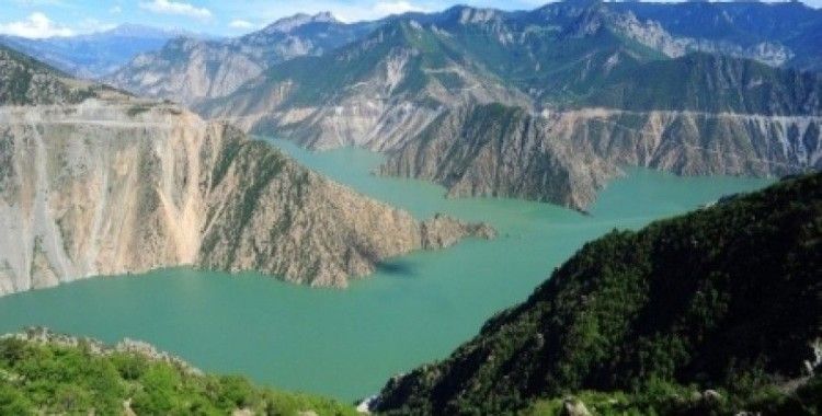 Eroğlu, dünyanın en yüksek 6. barajı tam kapasite üretime geçti