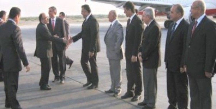 Başbakan Yardımcısı Beşir Atalay KKTC’den ayrıldı