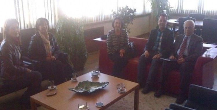 TEGV gönüllülerinden rektör Aydın'a ziyaret