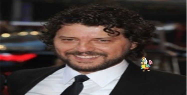 İlker Aksum, estetik ile ilgili çarpıcı açıklamalar yapmış