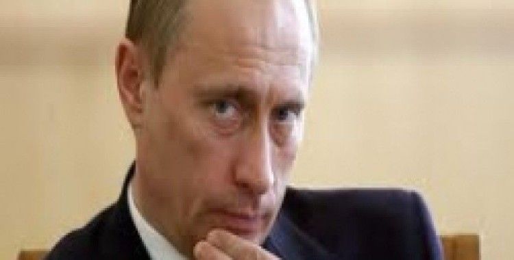Putin, 'Eşcinsellik pedofiliden farksız'