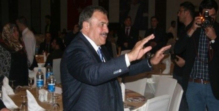 Bakan Eroğlu, Afyonkarahisar Belediye Başkanı Çoban'ın Proje Tanıtımına Katıldı