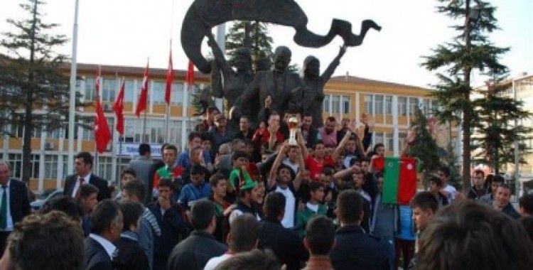 Turhalspor Tokat şampiyonu