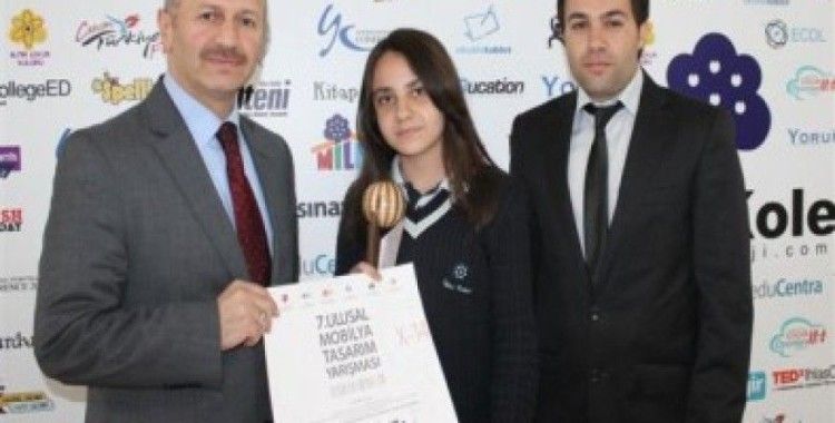 İhlas Koleji öğrencisi 'Ersa Ofis Özel Altın' ödülünü kazandı