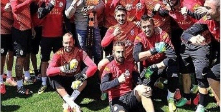 Gökhan Saki, Galatasaray antrenmanında