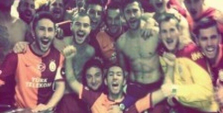 Bu da Galatasaray'ın zafer pozu