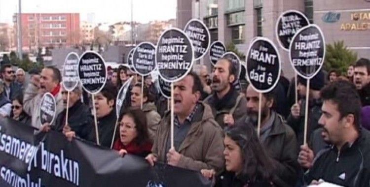 Hrant Dink cinayeti davası öncesi adliye önünde eylem