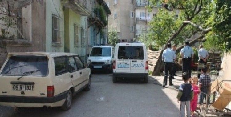 Gürcistan uyruklu genç ölü bulundu