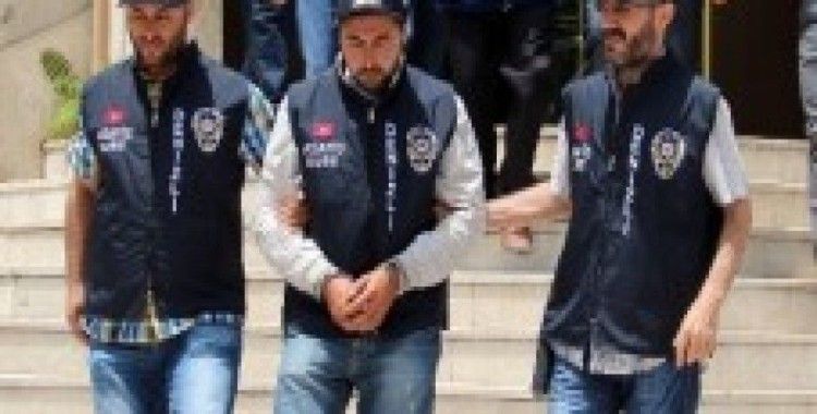 Denizli'de cinayete iki gözaltı