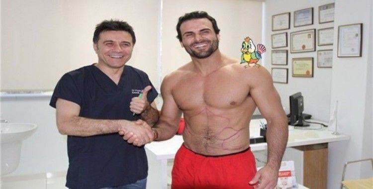 Jeremy Jackson saç ekimi için İstanbul’da