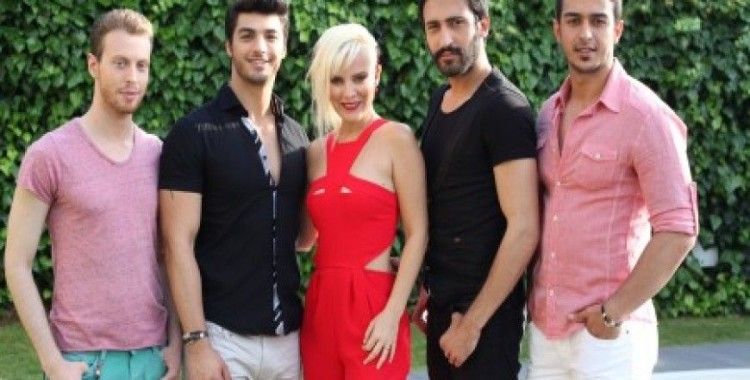 Mr. Fashion'ı önce Ömür Gedik keşfetti