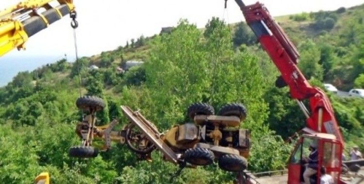 Zonguldak'ta iş makinesi kurtarma operasyonu