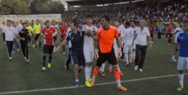 Eskişehirsor-Karabükspor hazırlık maçında gerginlik