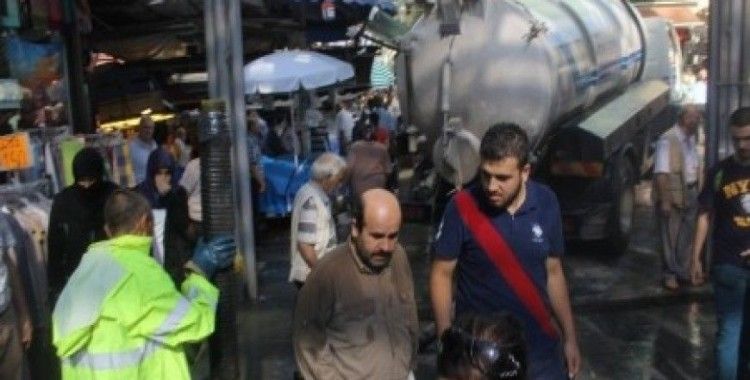 Bursa'da tarihi kapalı çarşıyı su bastı
