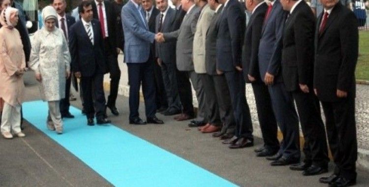 Başbakan Erdoğan Mersin Valiliği'ni ziyaret etti