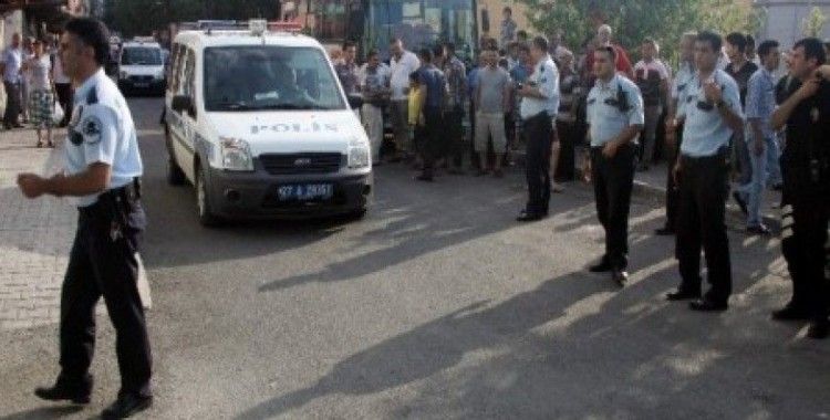 Gaziantep'te kaza yerine giden polis memuru darp edildi
