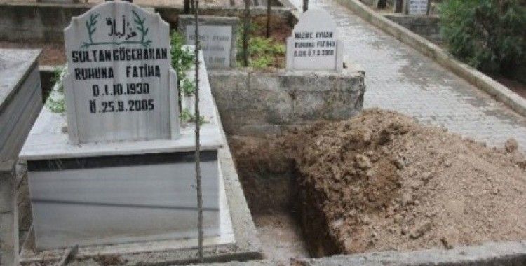 Göğebakan'ın mezarı hazırlandı