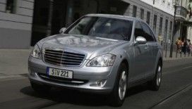 Mercedes-Benz yeni aracı S-600 Guard'ı tanıttı