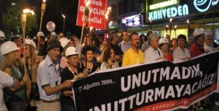 İzmir'de depreme duyarlılık yürüyüşü